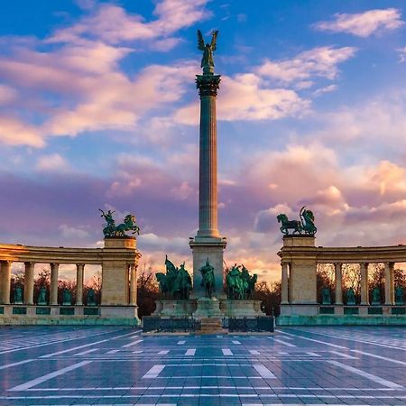 St Stephen Luxury Apartment Budapest Eksteriør billede